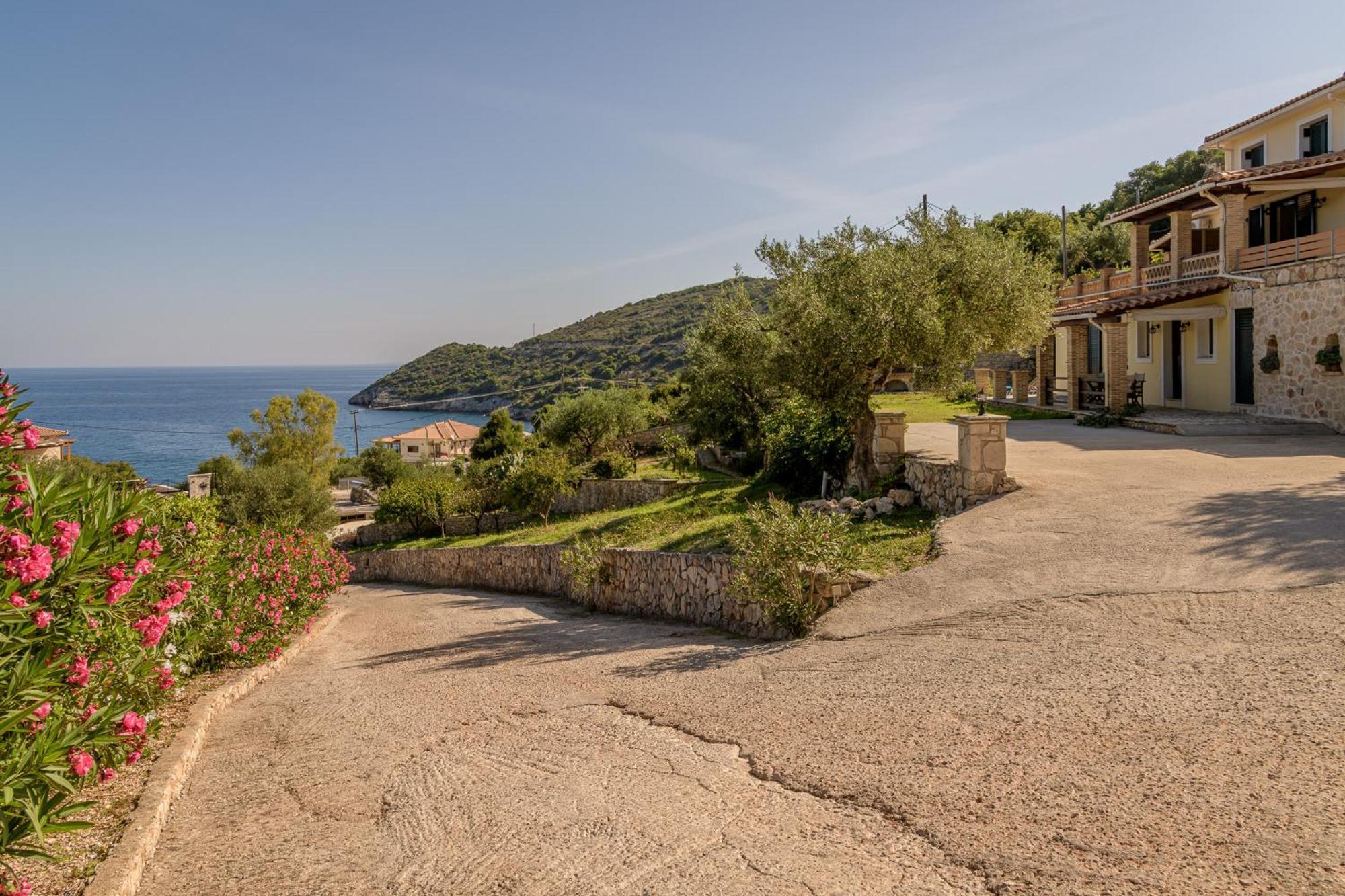Villa Mare Studios Skinaria Exterior photo