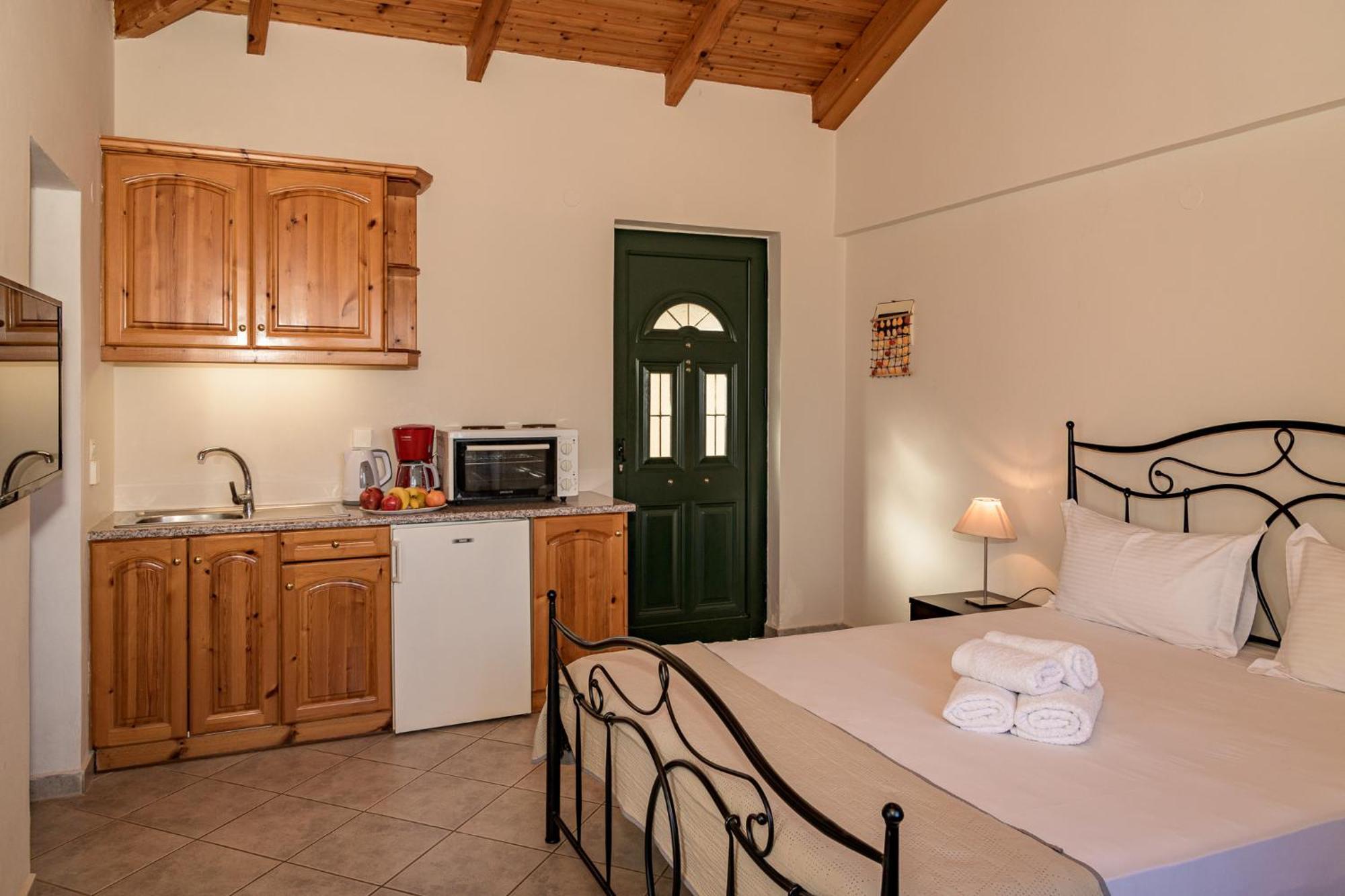 Villa Mare Studios Skinaria Exterior photo